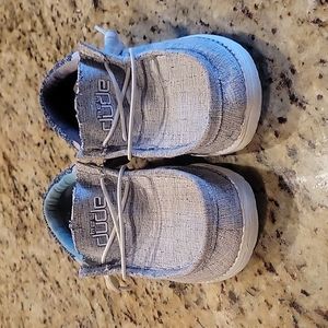 Boys light gray Hey Dude size 3/4